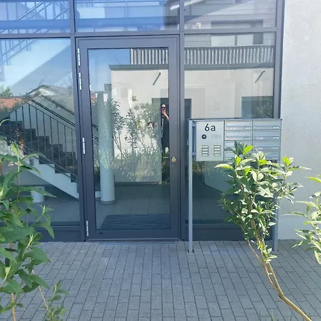Helle S-bahnnaehe Muenchen *
